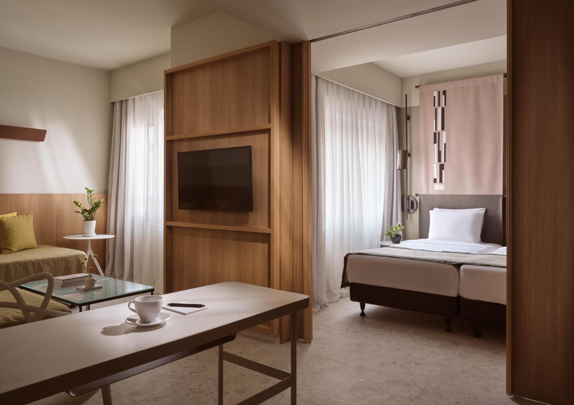 ซิตี้โฮเทล เทสซาโลนิกิ Hotel ภายนอก รูปภาพ